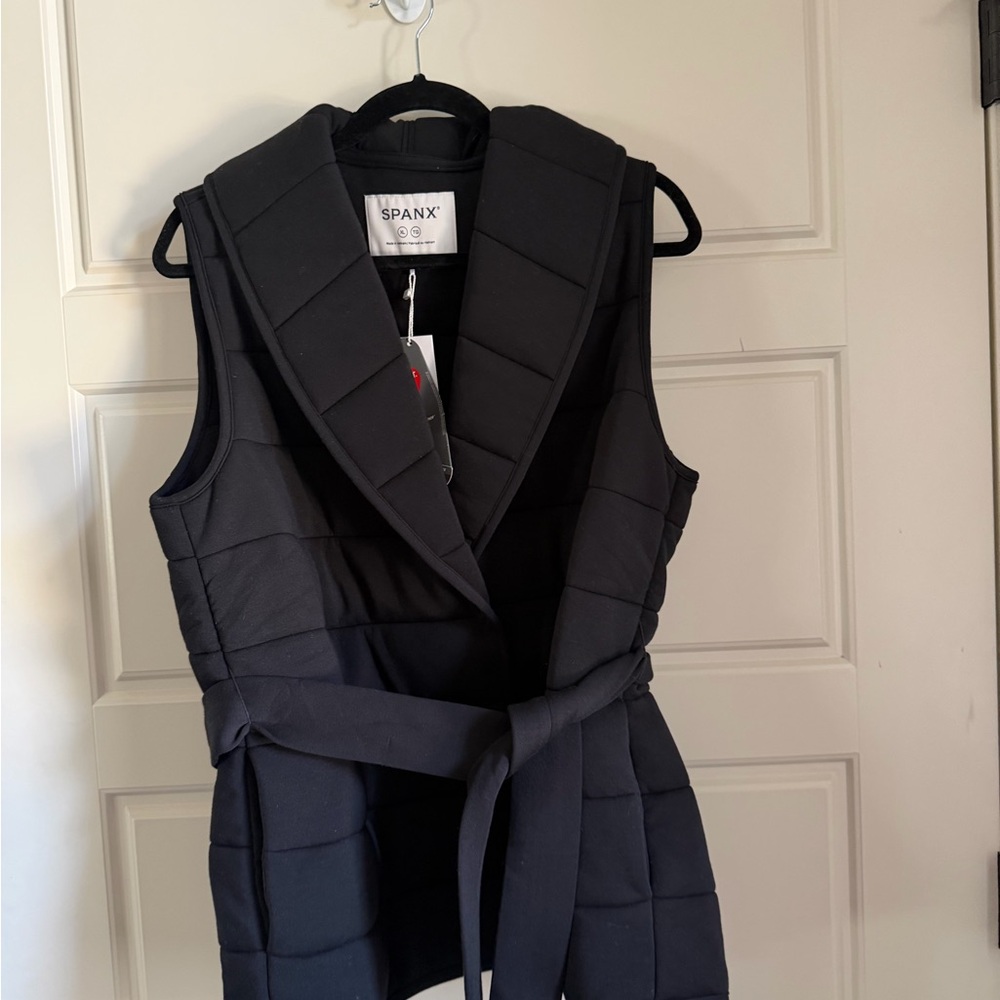 NWT Spanx Air Essentials puffy vest - Picture 2 of 5